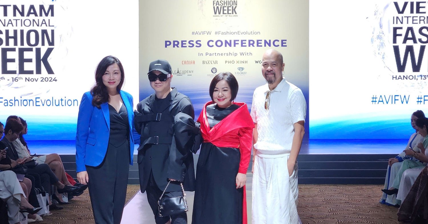 Duc Hung y Do Manh Cuong inauguraron la Semana Internacional de la Moda de Vietnam.