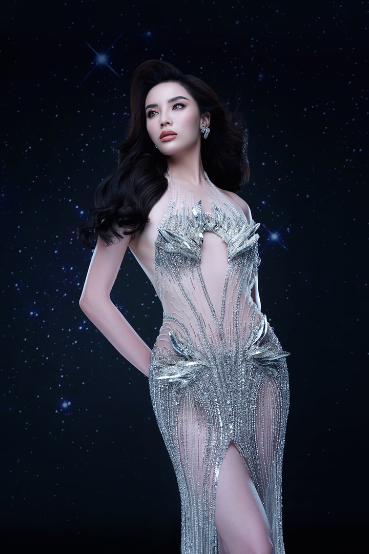 Kỳ Duyên đang bước vào những chặng đua nước rút tại Miss Universe 2024. Ở các hoạt động bên lề, đại diện Việt Nam gây ấn tượng nhờ thần thái cuốn hút, tự tin cùng phong cách thời trang đa dạng.