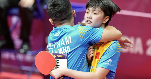 Former table tennis player Vu Manh Cuong reveals about his student who just won a historic gold medal