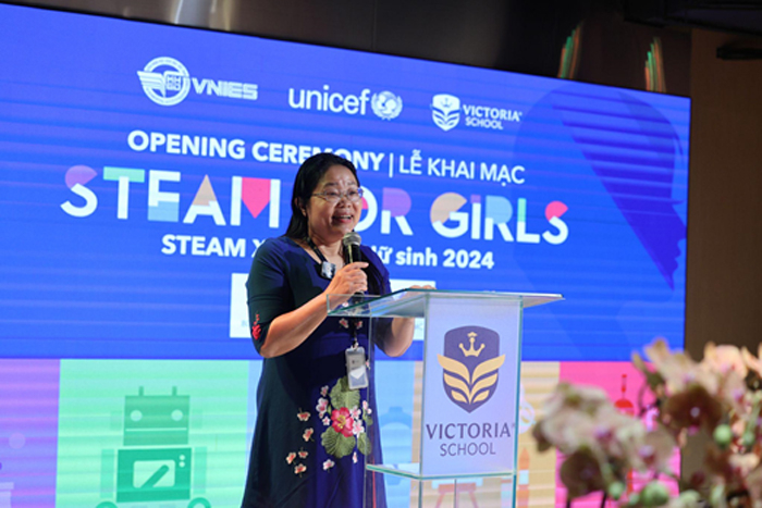 STEAM para niñas: un espacio de juego creativo para estudiantes femeninas -0