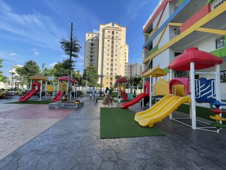 Le jardin d'enfants Tuoi Tho récemment construit dispose de belles installations comme une école internationale.