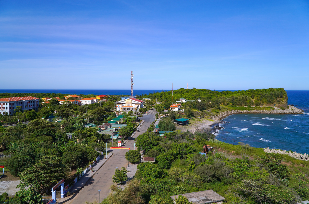 Đánh thức 'tam giác du lịch biển' - Ảnh 2.