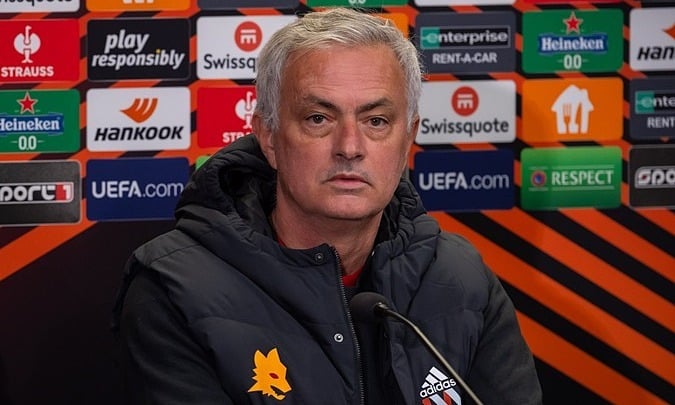 Mourinho thất vọng với cầu thủ Roma