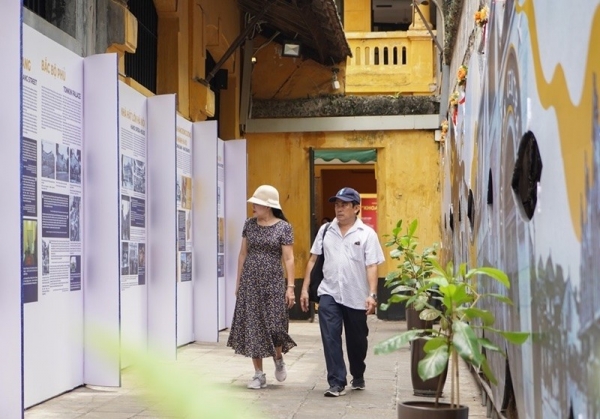 Découvrez 25 reliques spéciales à Hanoï à travers l'exposition « Un aperçu du patrimoine ».