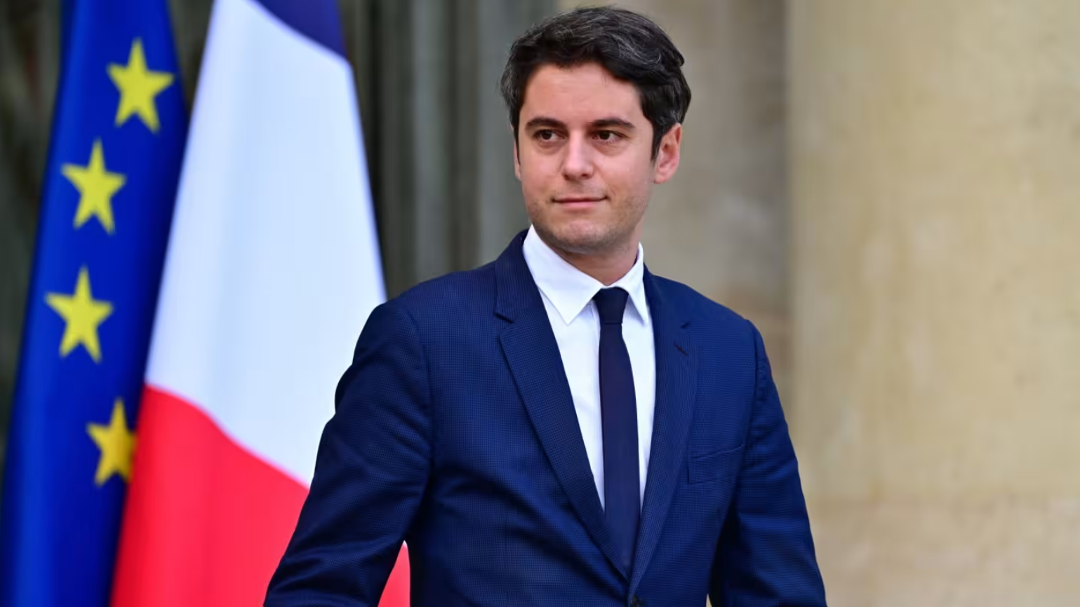 Welt - Herr Macron ernennt 34-jährigen engen Verbündeten zum neuen französischen Premierminister