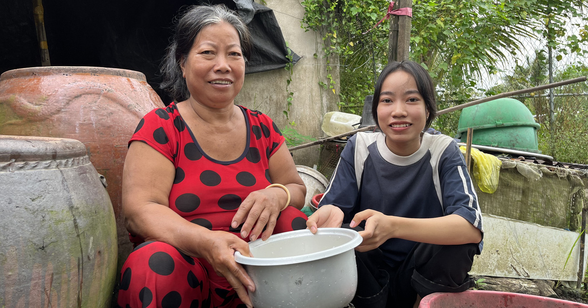 Không tiền vô đại học, nữ sinh chọn cao đẳng: Muốn ‘kiếm cho cha mẹ bữa cơm canh đầy đủ’