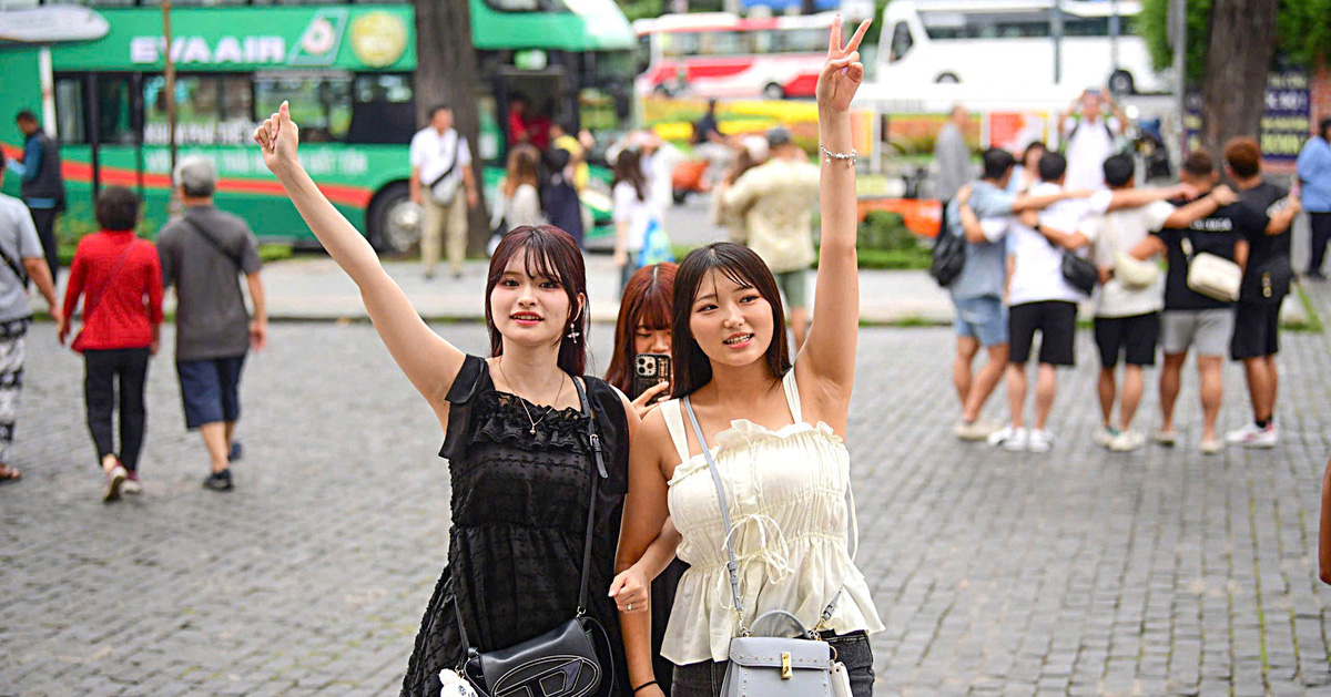 Les touristes japonais au Vietnam sont de plus en plus jeunes.