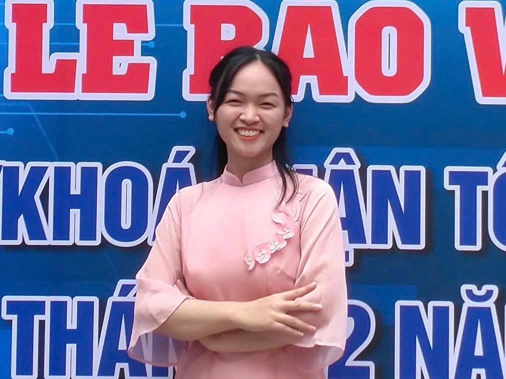 Valedictorian និងអំណោយសម្រាប់ម្តាយដែលបានស្លាប់របស់គាត់។