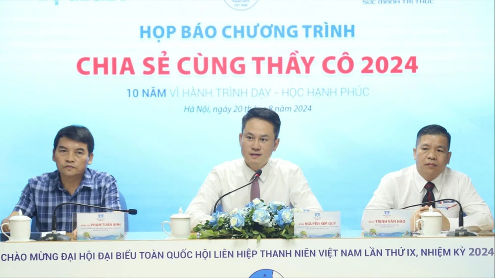 Mở rộng đối tượng được tuyên dương trong chương trình "Chia sẻ cùng thầy cô"