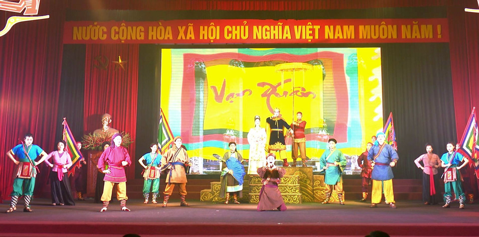 Excerpt from the play about Ly Nam De and the Van Xuan State