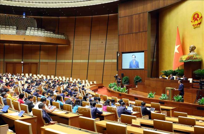 Am Rande der Nationalversammlung: Die Rolle der Frau in der Gesellschaft stärken