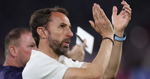 Little-known good point of England team: Don't rush to throw beer at Southgate!