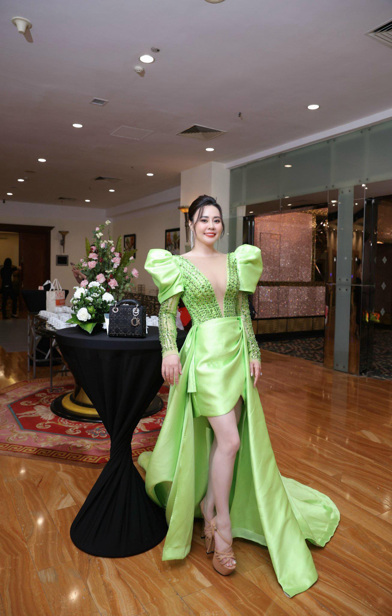 Phan Kim Oanh: Tổ chức thi hoa hậu mà ai cũng than lỗ thì còn ai dám làm - Ảnh 2.