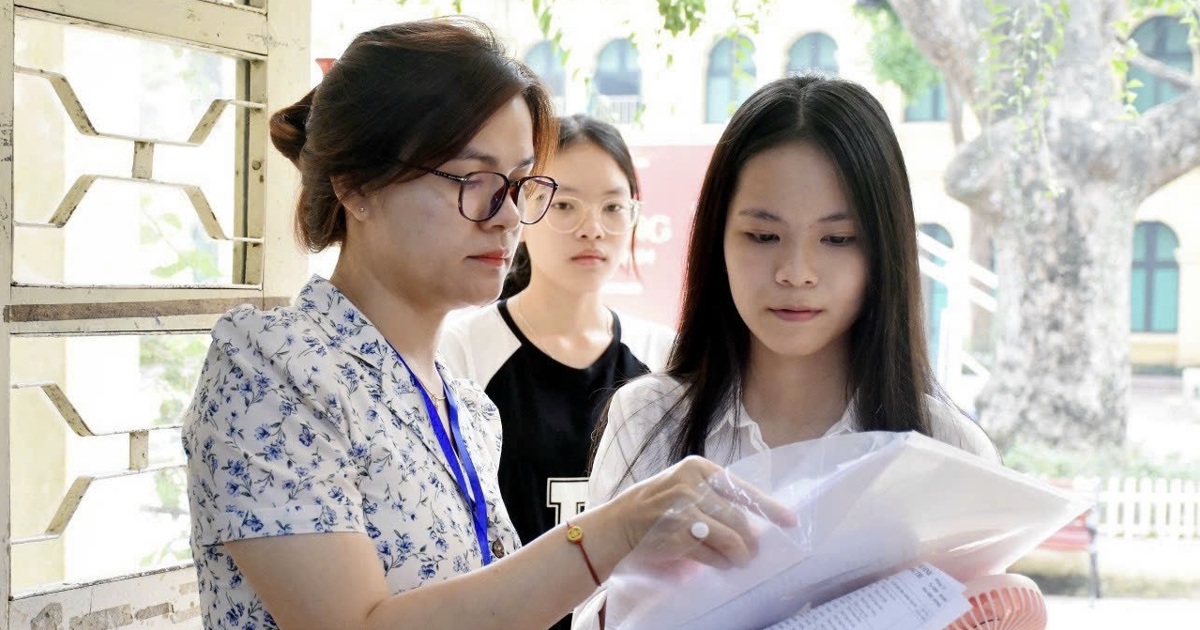 ទីក្រុង​ហាណូយ​គ្រោង​នឹង​ប្រកាស​ម៉ាទ្រីស​ប្រឡង​ថ្នាក់​ទី ១០ នៅ​ចុង​ខែ​សីហា ឆ្នាំ ២០២៤
