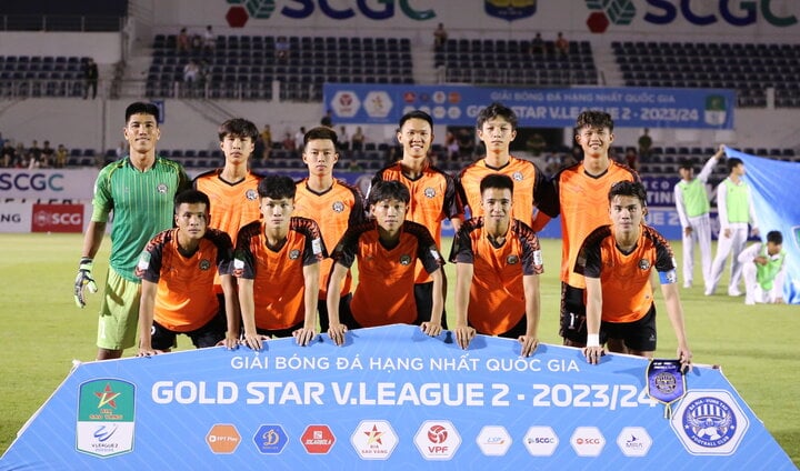 Some players of Ba Ria Vung Tau Club participated in gambling.