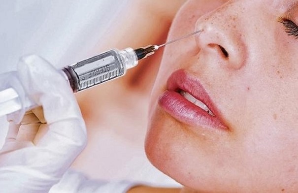 Filler injection bought online, guy admitted to hospital emergency room 1