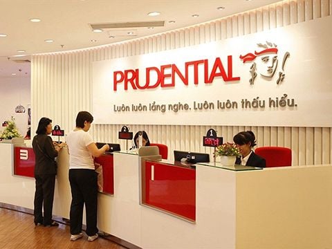 Prudential Insurance calculó mal el costo, se contabilizaron incorrectamente 112 mil contratos de seguros, más de 740 mil millones de VND, imagen 1