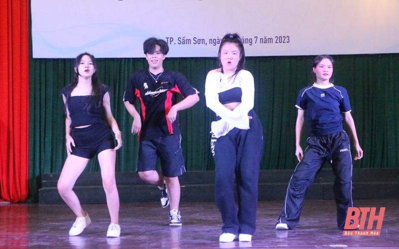 Clôture du « Vietnam Summer Camp 2023 » à Thanh Hoa