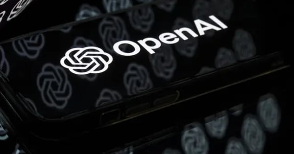 OpenAI CEO, 구글과 경쟁하기 위해 검색엔진 출시에 대한 정보 부인