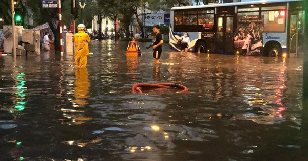 Ханой пересмотрит и скорректирует планирование дренажной системы, чтобы предотвратить наводнения во время дождей.