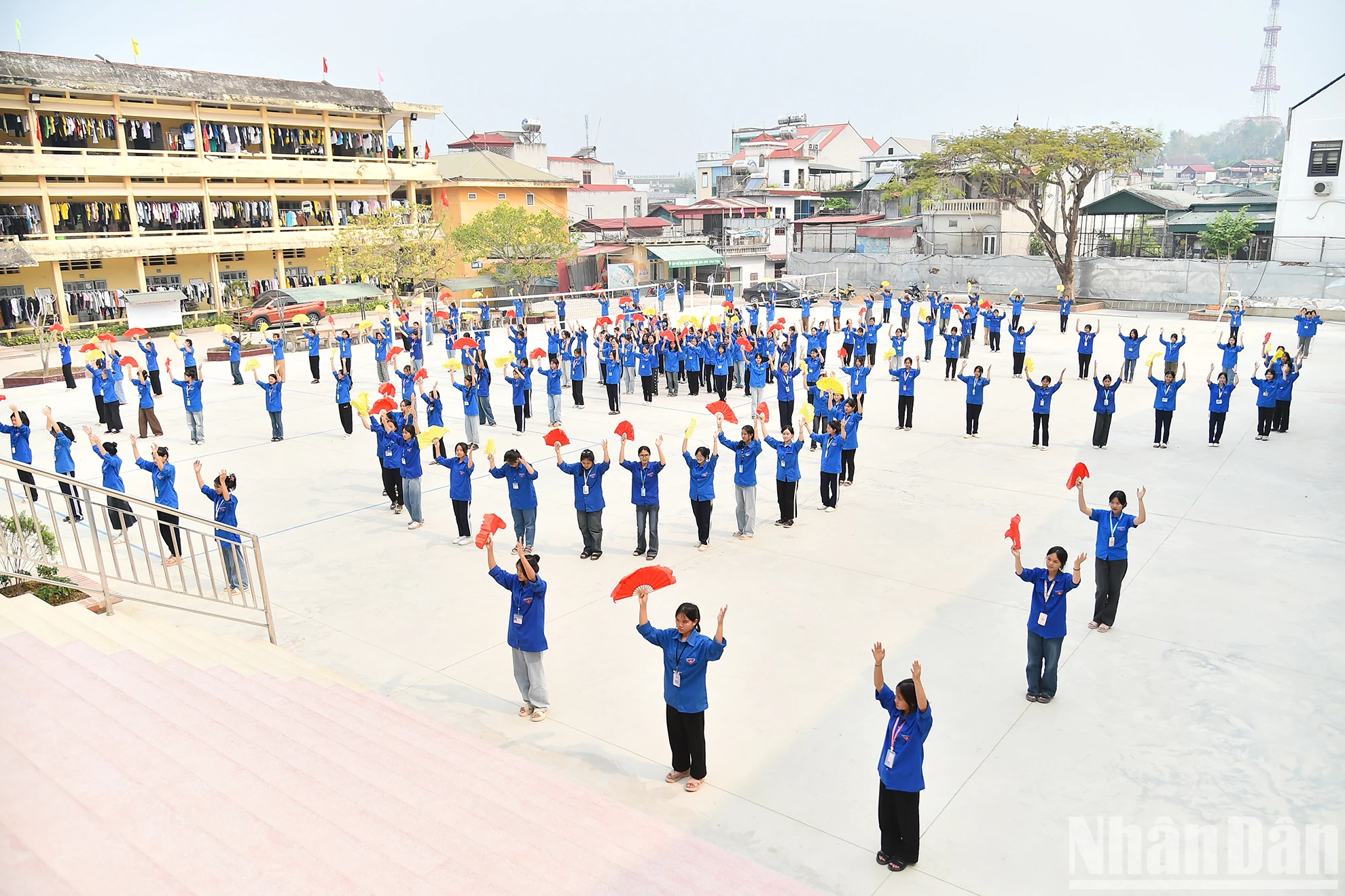 [ภาพ] บ้านนักเรียนกลุ่มชาติพันธุ์น้อยบนที่สูง ภาพที่ 9