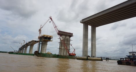 Le pont Nhon Trach sur la rocade 3 de Ho Chi Minh-Ville a achevé la première travée le 12 septembre.