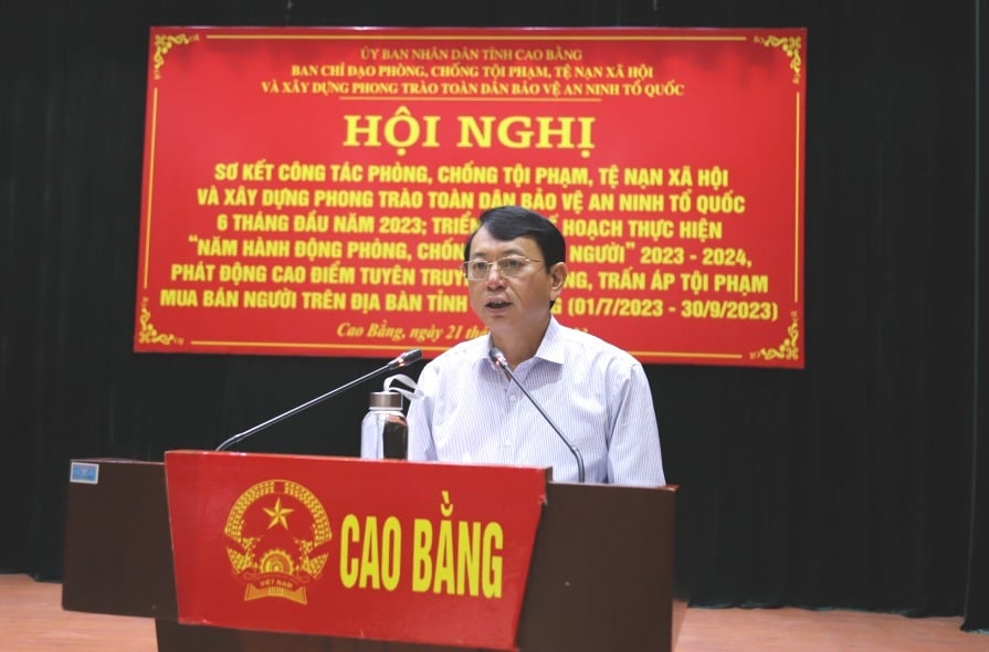 Le président du Comité populaire provincial, Hoang Xuan Anh, a prononcé un discours de clôture lors de la conférence.