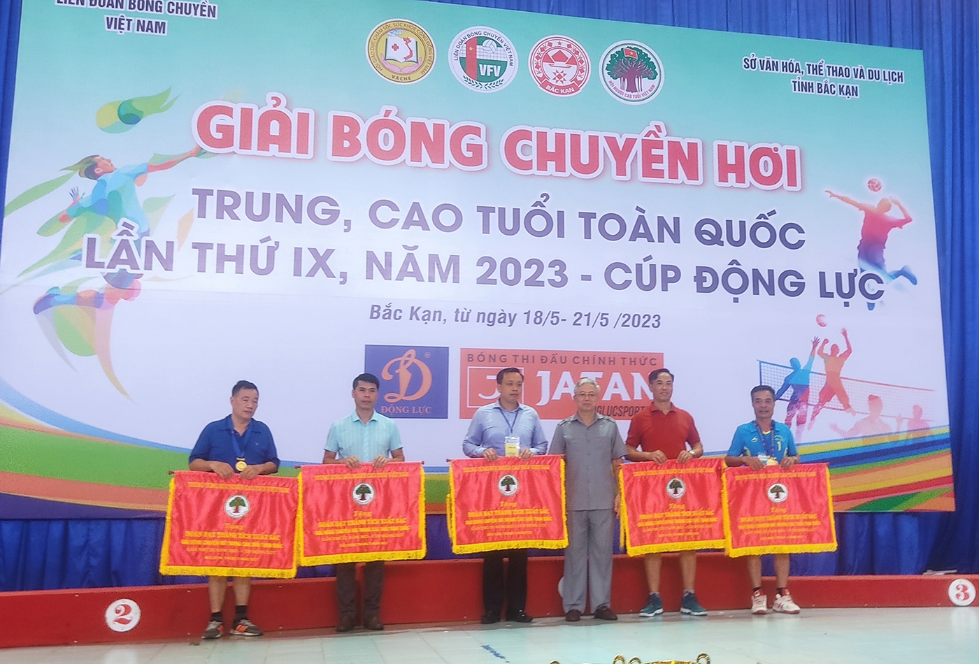 Giải Bóng chuyền hơi trung, cao tuổi toàn quốc lần thứ IX, năm 2023 - Cúp Động lực thành công tốt đẹp ảnh 3