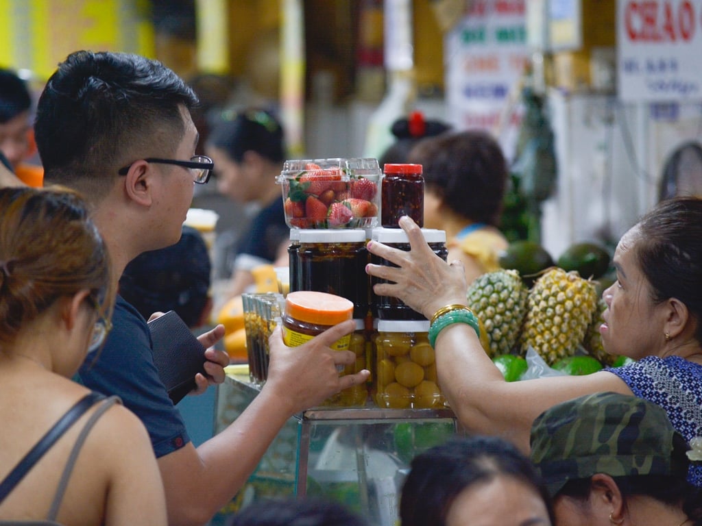 Hấp dẫn "quán ăn khổng lồ" giữa thành phố Đà Nẵng - Ảnh 3.