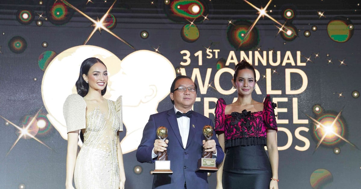 World Travel Awards continues to honor Vietjet with a pair of customer service awards