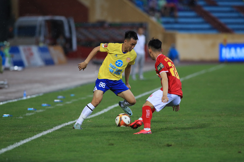 Dong A Thanh Hoa shares points with home team Nam Dinh Green Steel