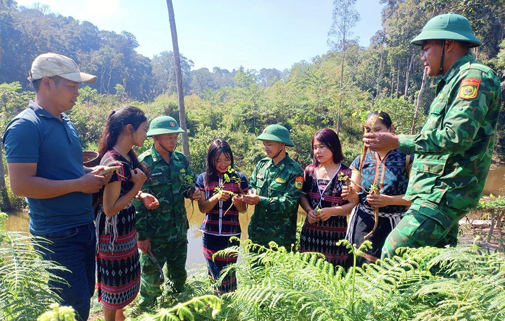 Biên cương hữu nghị: Điểm tựa vững chãi của người dân- Ảnh 2.