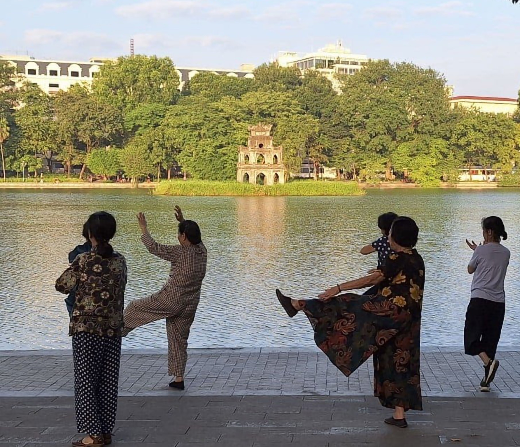 Báo quốc tế nêu lý do du khách Trung Quốc nên đến Hà Nội - Ảnh 1.