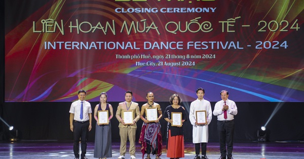 Ceremonia de clausura y entrega de premios del Festival Internacional de Danza