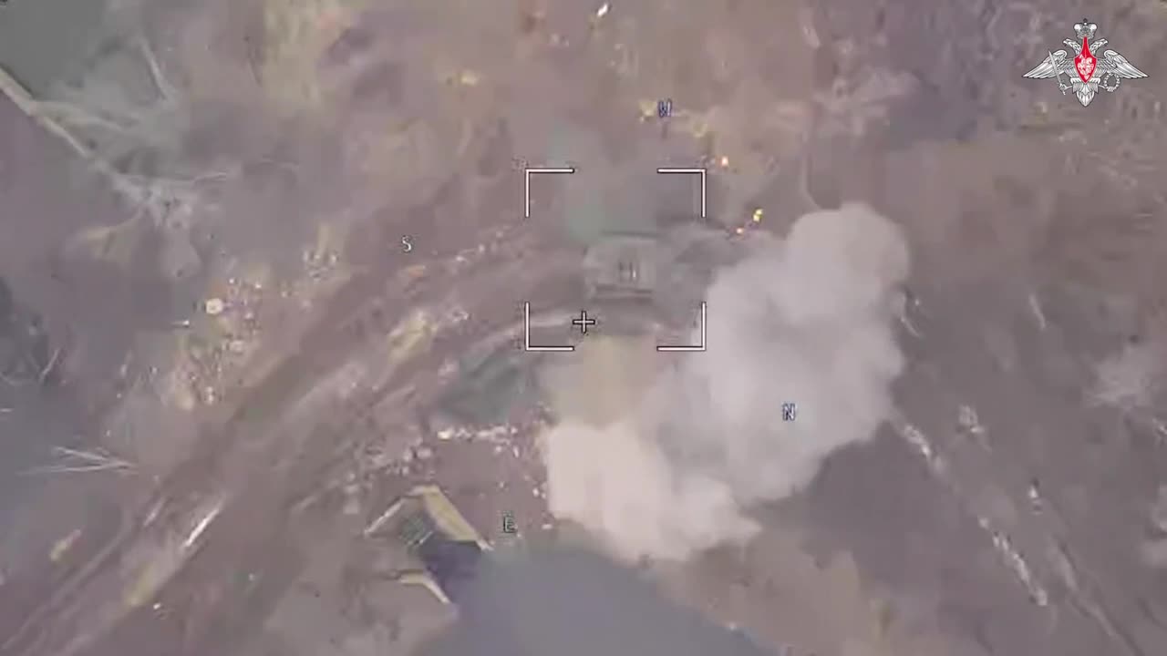 World - Russian Air Force and Navy simultaneously attacked Ukrainian military targets (Image 3).