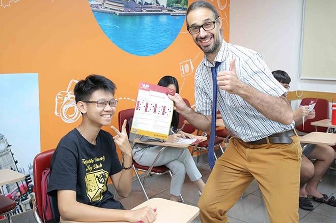 Students enjoy studying with foreign teachers. Photo: VUS