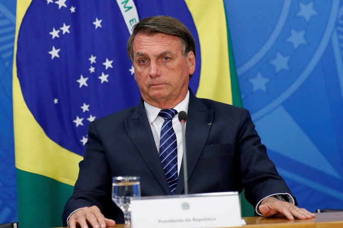 Cảnh sát Brazil khám nhà cựu Tổng thống Bolsonaro, bắt 2 trợ lý  - 1