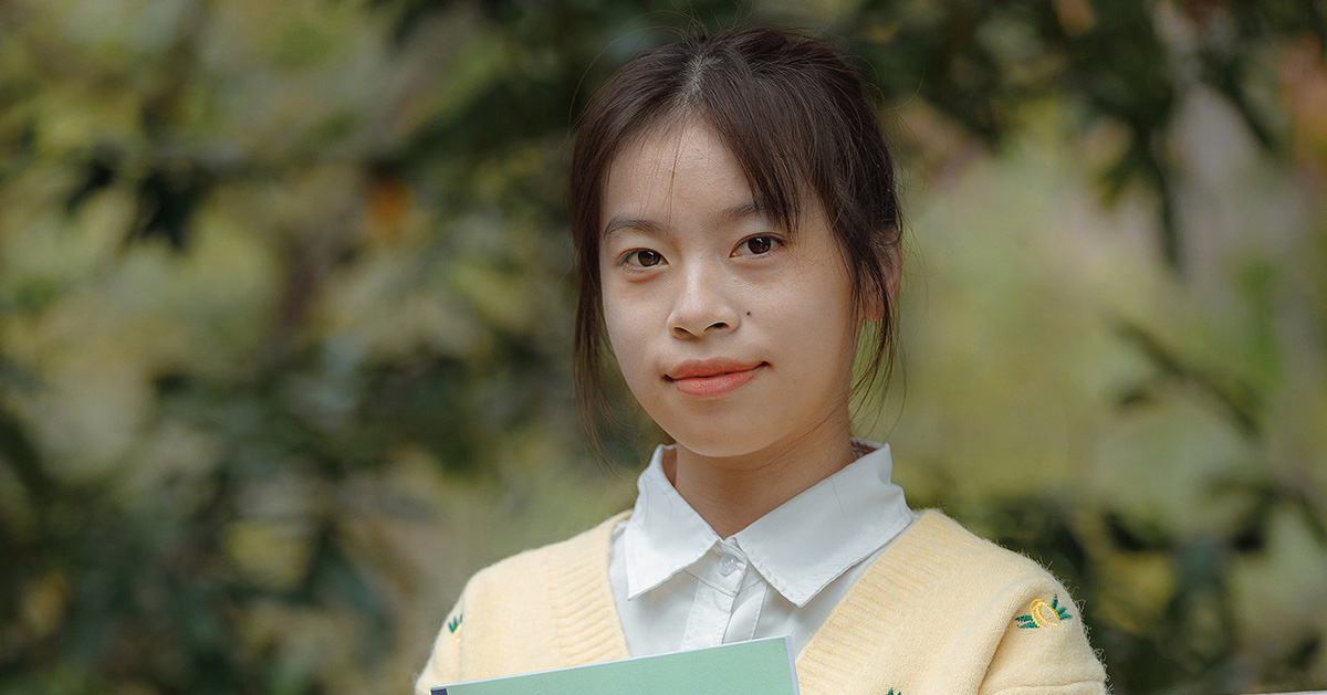 다랏 여학생, 매일 학교 가는 길에 폐금속 한 봉지 주워 모아: "부끄러울 것 하나도 없어"