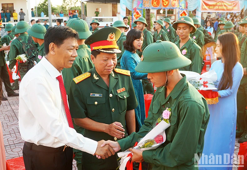 Sóc Trăng hoàn thành xuất sắc công tác giao quân năm 2024 ảnh 1