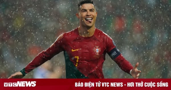 Ronaldo ស៊ុត​បាន​២​គ្រាប់ ព័រទុយហ្គាល់​មាន​សិទ្ធិ​ចូល​លេង EURO 2024