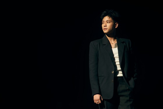 Quan A.P continúa promoviendo la fuerza de la balada en su nueva canción