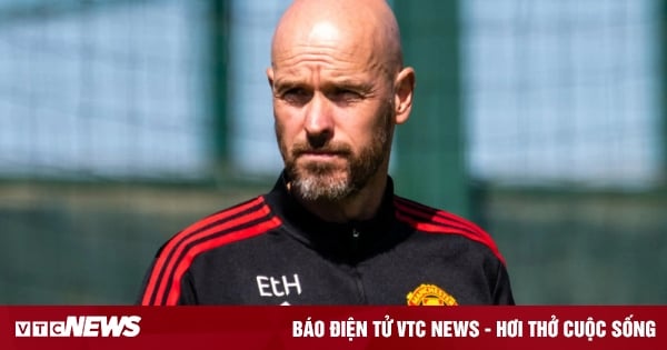 HLV Erik ten Hag cảnh báo ông chủ Man Utd trước thềm derby Manchester