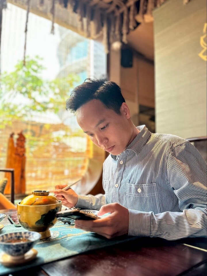 In addition to wigs, the male CEO also aims to do media work, directing the company to become a global economic corporation.