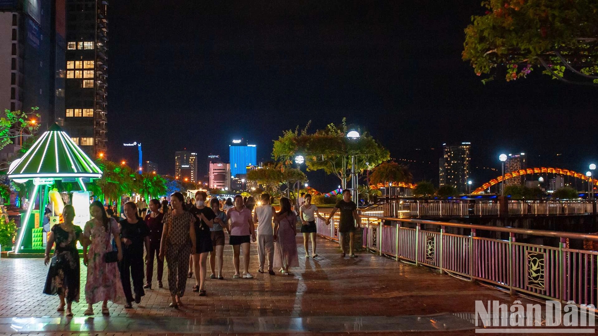 [Photo] Gros plan de la première rue piétonne au bord de la rivière de Da Nang photo 10