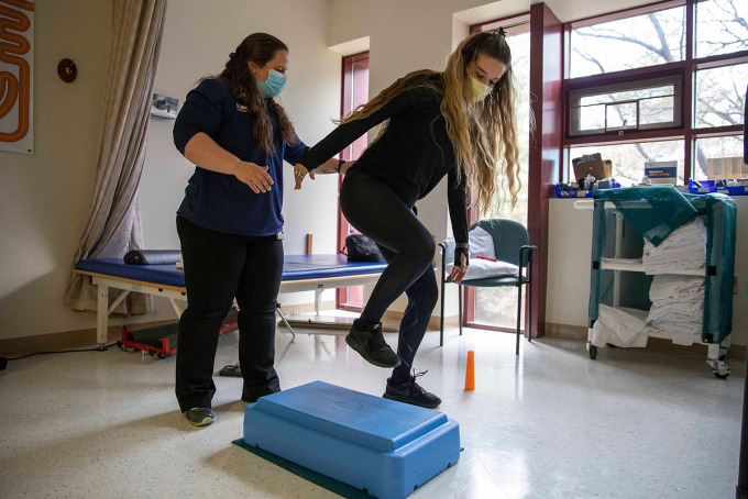 Amber Escudero-Kontostathis travaille à se réhabiliter après avoir été frappée par la foudre. Photo : Washington Post