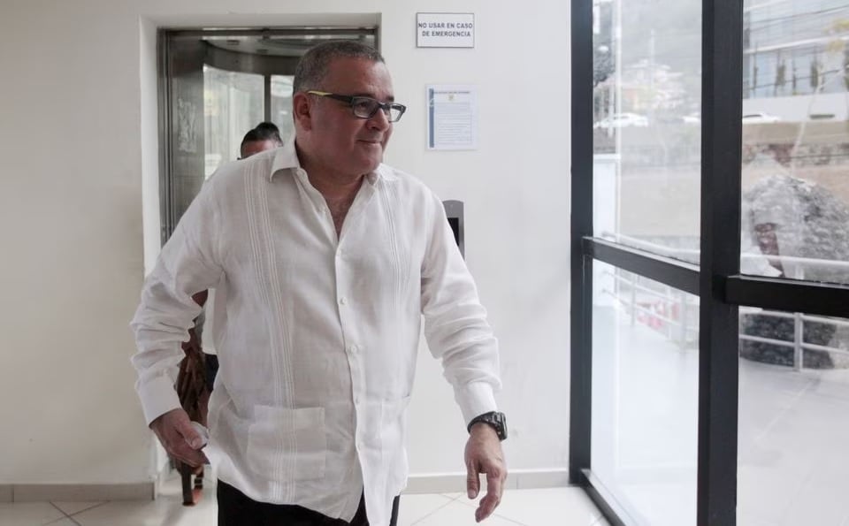 L'ancien président du Salvador Funes condamné à 14 ans de prison