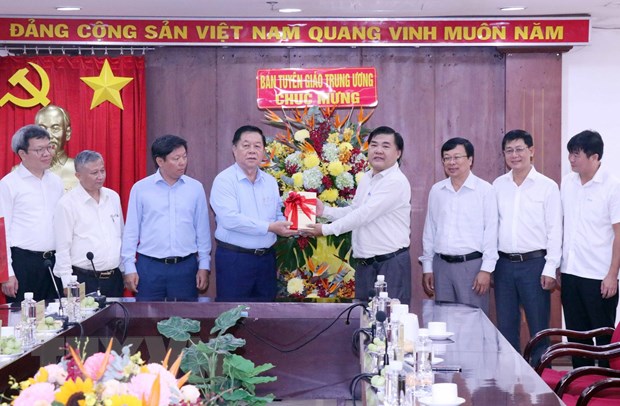 Leiter der zentralen Propagandaabteilung Nguyen Trong Nghia, Vietnam News Agency, Südregion, Foto 1