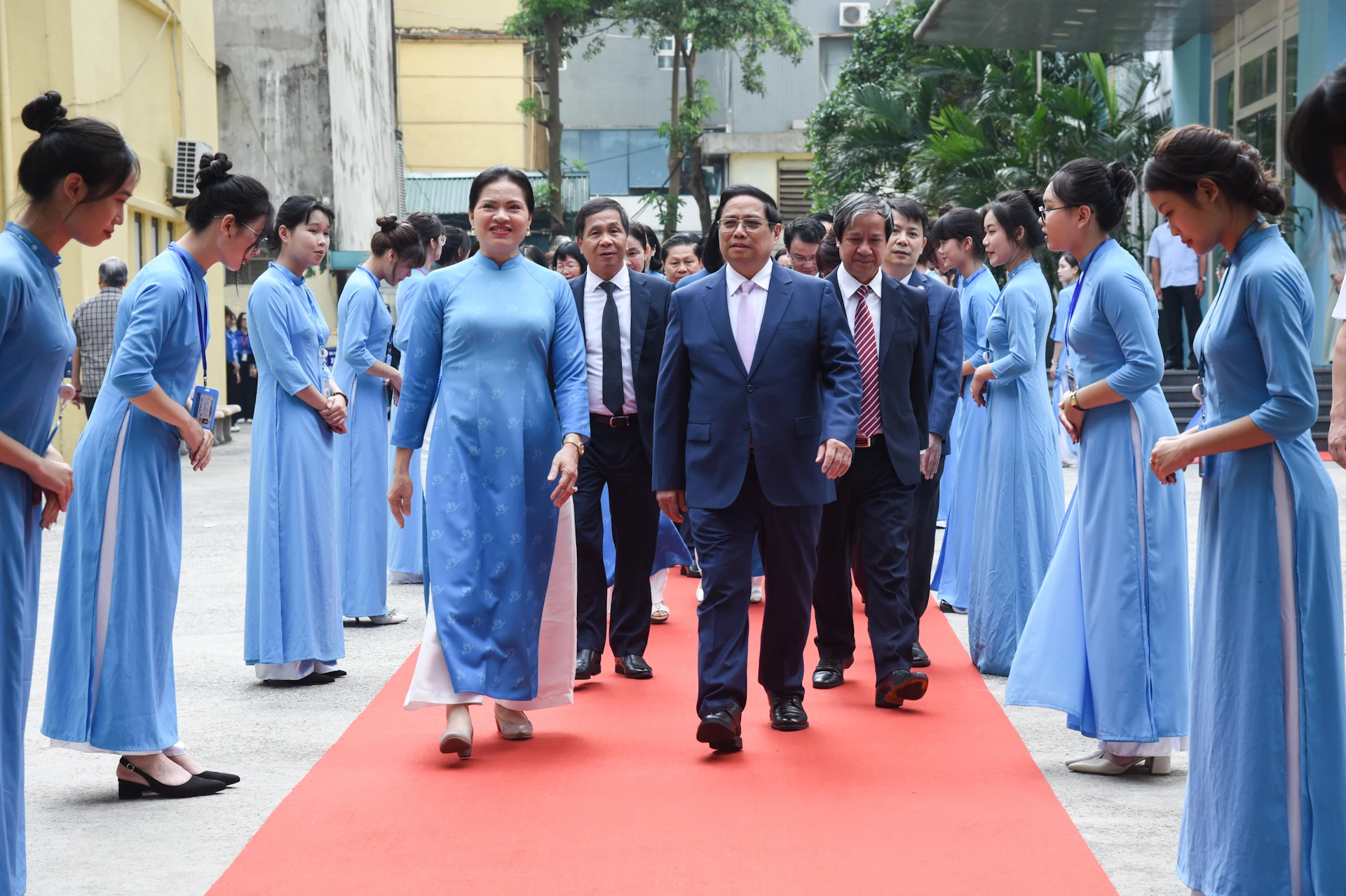 [Photo] Prime Minister Pham Minh Chinh visits Vietnam Women's Academy photo 1