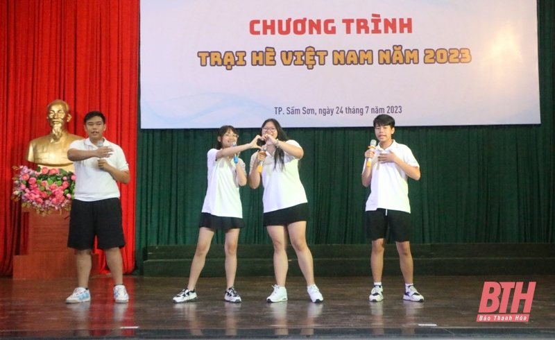 Clôture du « Vietnam Summer Camp 2023 » à Thanh Hoa