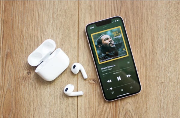 How to check if AirPods have updated iOS 18 features?